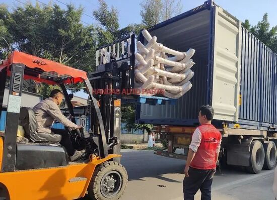 Steel Construction Grille Guard with Easy Installation and OEM/ODM Service for Toyota Hiace Trucks