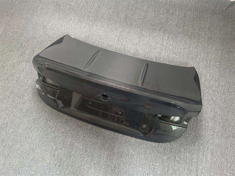 CSL Style Dry Carbon Fiber Rear Trunk Lid for BMW M3 M4 High Quality Rear Trunk Cover