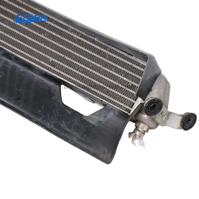 OEM Equivalent Engine Intercooler for Audi R8 with Efficient Cooling and V10 Engine Compatibility