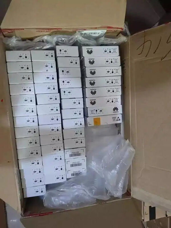 XFP Module 10G Single-Mode Optical Transceiver with 1550nm Wavelength 80km Transmission and LC Connector