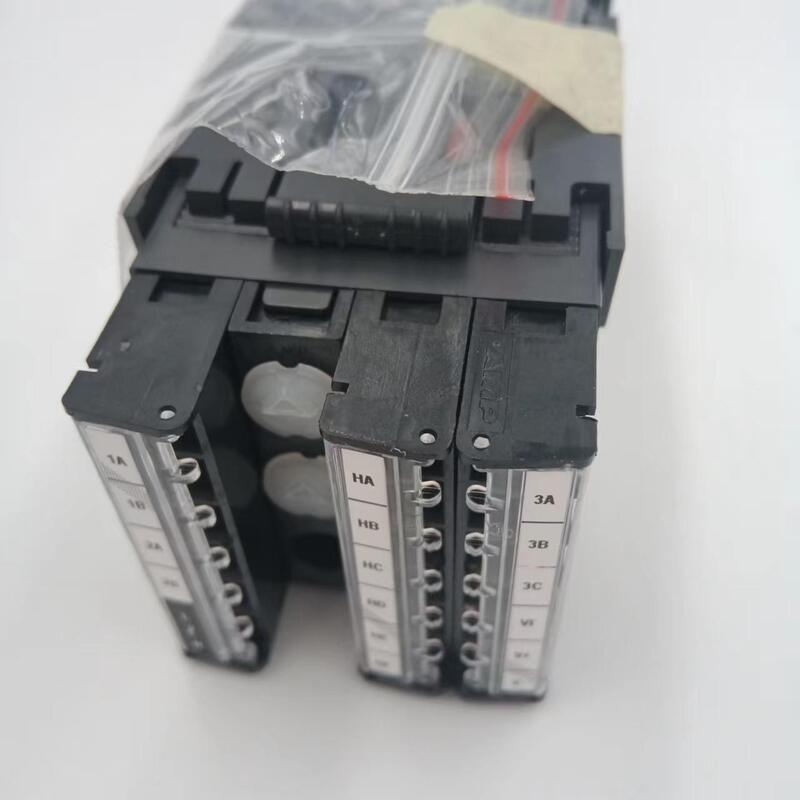 EPC3016 CC VH/D1/R1 VH58ED30100 VH58ED30100 Temperature Control Table  Controller  Temperature Control Instrument InTOCK