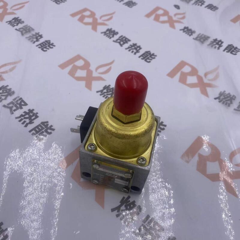 DCM025 DCM25 Pressure Transducer  Pressure Switch Transformer for FEMA by Honeywell STOCK20