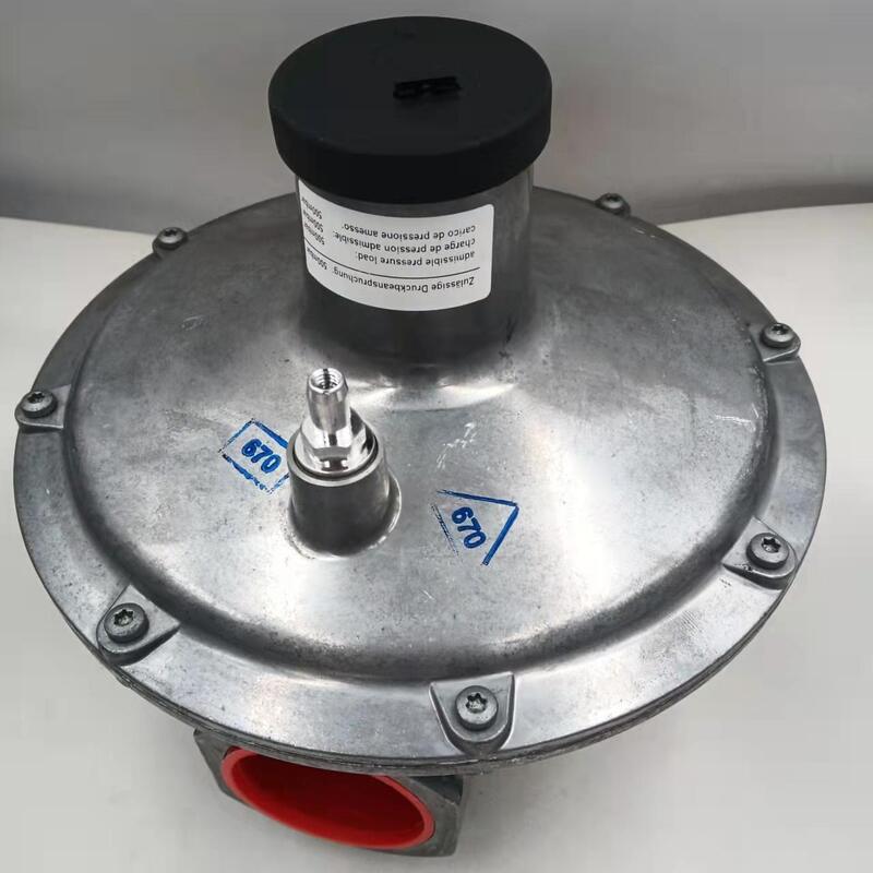 GIK50R02-5   the Order No.03155158 Boiler gas valve  boiler gas controller  for KromSchroder Stock200