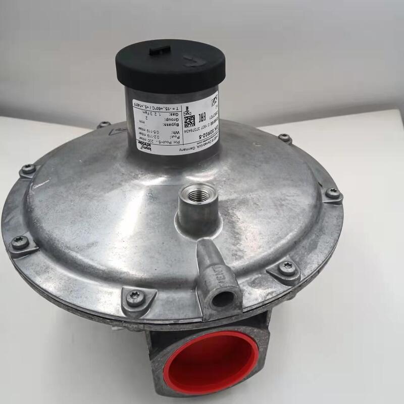 GIK50R02-5   the Order No.03155158 Boiler gas valve  boiler gas controller  for KromSchroder Stock200