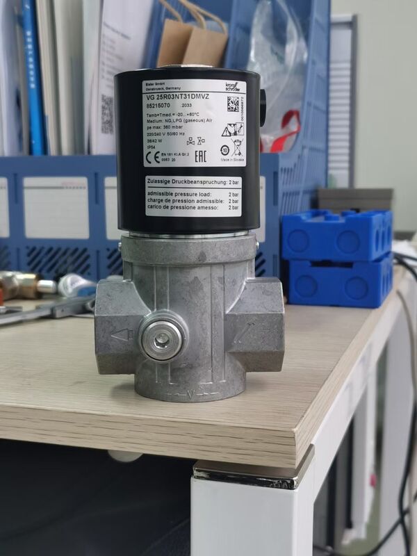 KromSchroder VG25R03NT31DMVZ VG25R03NT31DMVZ the Order No.88007553  Gas-regler Mit Magnetventil STOCK 20