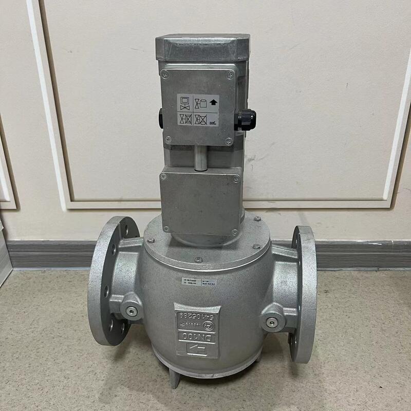 VK100F10T5A93D the Order No. 85311070 Gas-electric Valve for KromSchroder Boiler Gas Solenoid Valve Stock