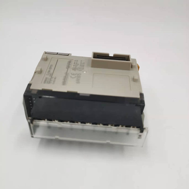 OMRONI CJ1W-OC211 Module Japan Supply Product Category PLC PAC & Dedicated Controllers