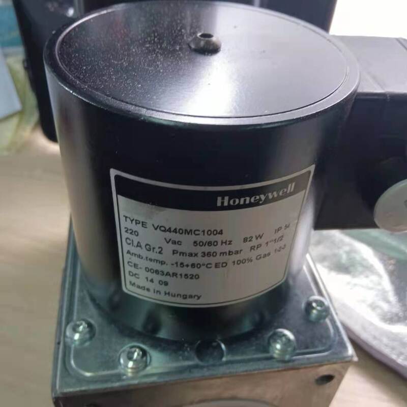 Honeywell VQ440MC1004 Combination Valve Original Brand New Stock for American Boiler Parts