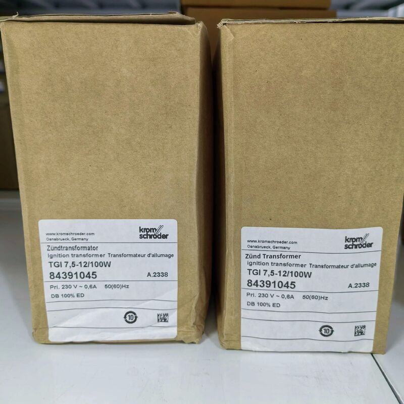 Germany Kromschroder Sensor TZI 8-12/100QEPlastic Material Industrial Use in Stock 20 Pieces Discontinued Item