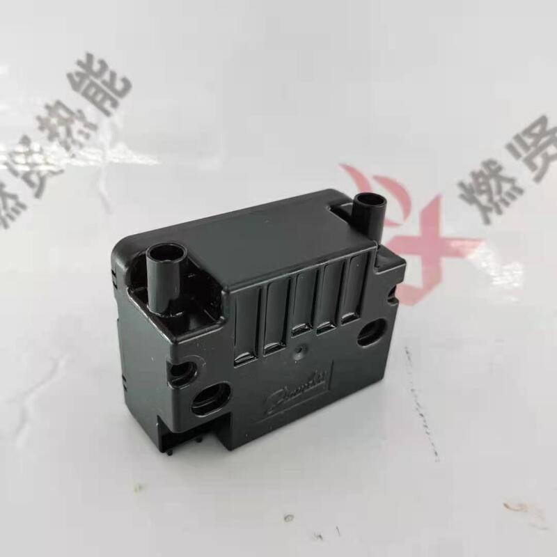 EBI4M 052F4038 018F7397 018F7363  230V 50-60HZ 4-20MA Ignition Transformer for Danfoss STOCK 200