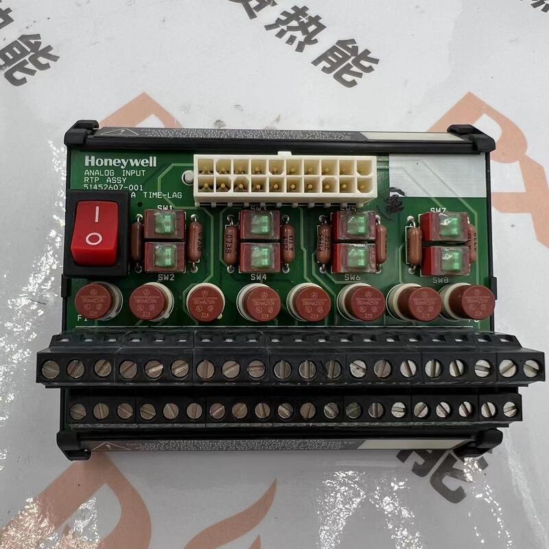 900RTA-L001 51452607-001 8C κάρτα για Honeywell CC PLC PKS 8C DCS SIS HC900 Αναλογική μονάδα εισόδου σημείο 20