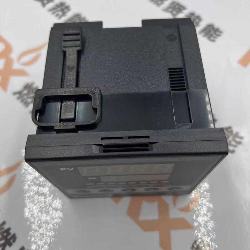 DC1040 DC1020   DC1040CR-302-000-E Electrical Equipment Temperature Display Instrument for Honeywell STOCK