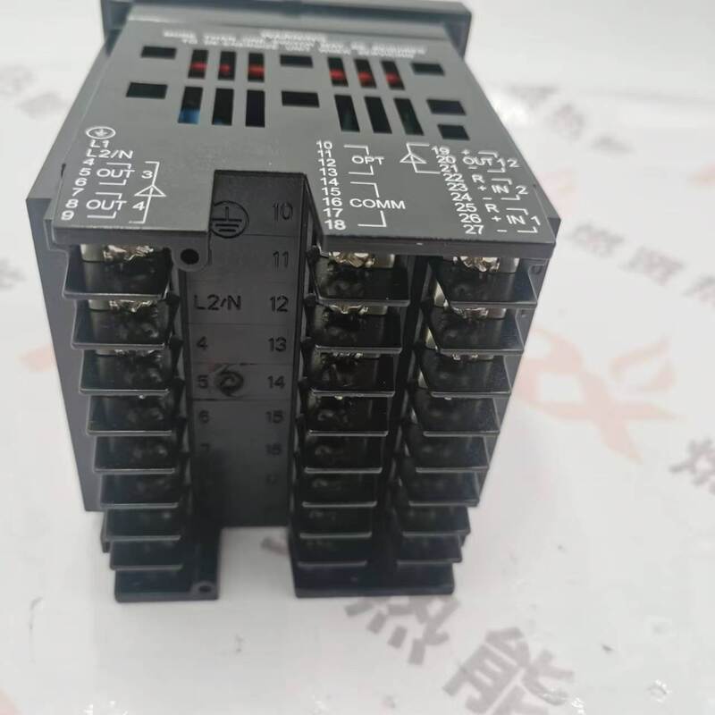 Χάνιγουελ DC2800-CE-0S0-200-100-00-0 Ελεγκτής καύσης Νέα κατάσταση για το σημείο 20