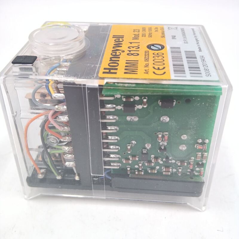 MMI813.1mod.23 No0622220 en stock Équipement électrique Contrôleur de combustion et d'allumage pour Honeywell
