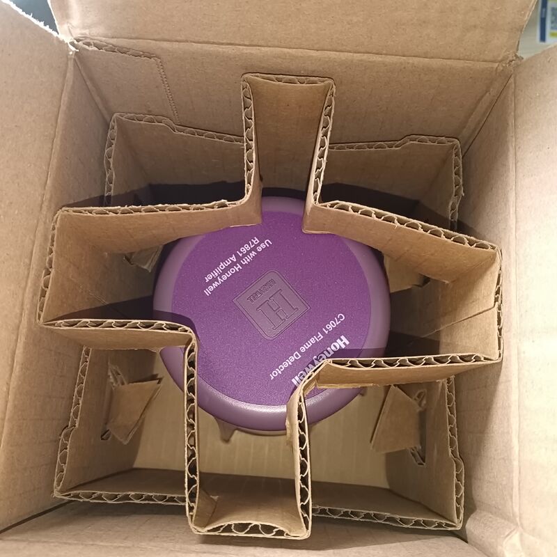 In Stock 80 Pieces HONEYWELL Flame Detector Fire Inspection C7061A1046 Original New