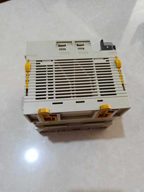 Για PLC CQM1H-CPU21 CPU21 Γνήσια Ανταλλακτικά Αποσυναρμολόγησης Μεταχειρισμένα Κατασκευασμένα στην Κίνα