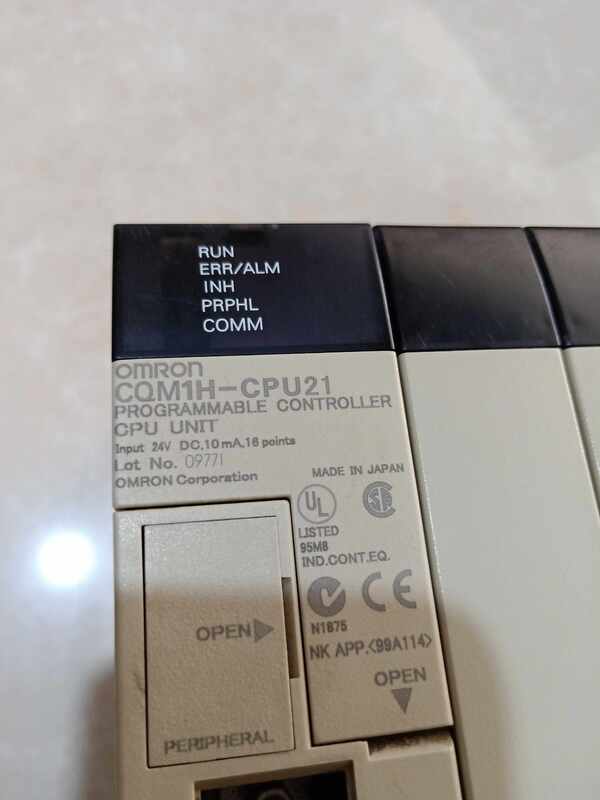 Για PLC CQM1H-CPU21 CPU21 Γνήσια Ανταλλακτικά Αποσυναρμολόγησης Μεταχειρισμένα Κατασκευασμένα στην Κίνα