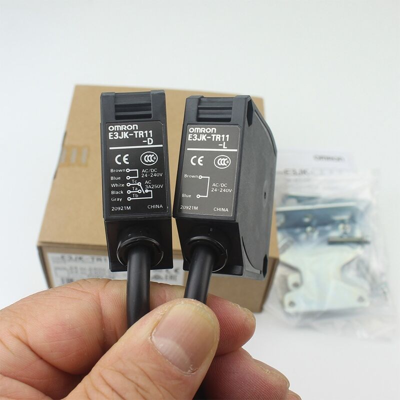 Japan Switch E3JK-TR11-C 2M OMS Switch Sensor Original and New