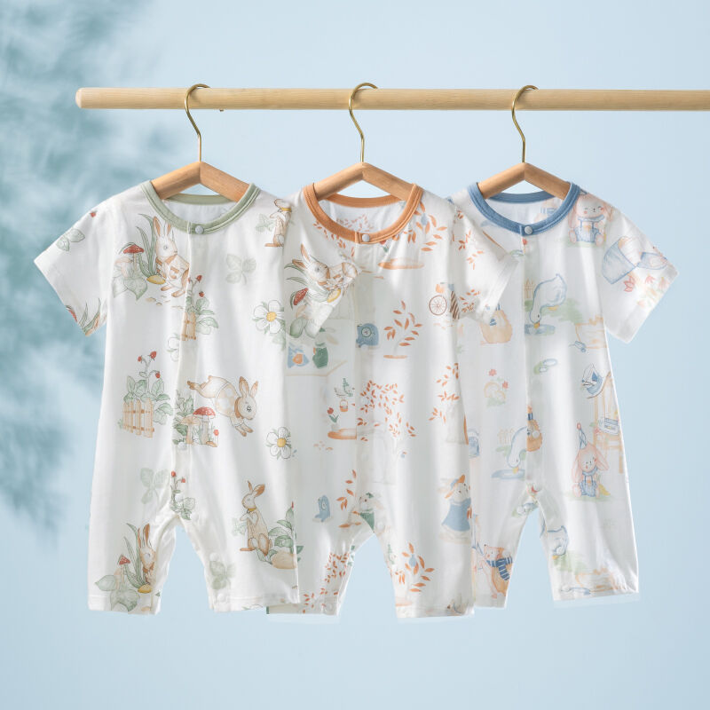 100% Cotton Baby Rompers with Custom Design and Breathable Fabric for Comfortable Summer Wear