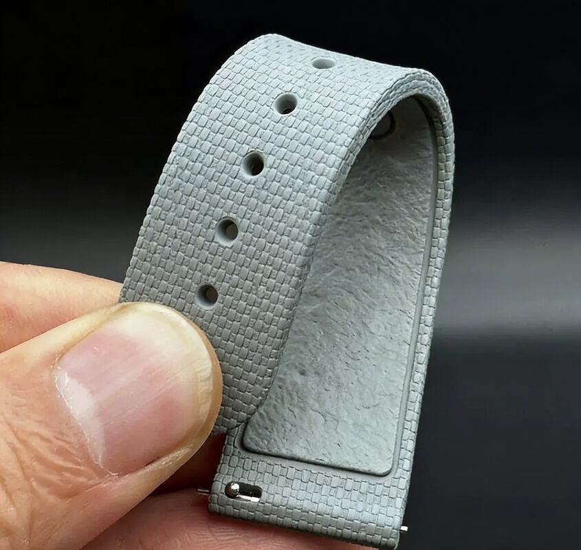 Wholesale Black White Grey 20MM FKM Adjustable Stainless Steel Buckle Sport Rubber Watch Strap for for Moonwatch