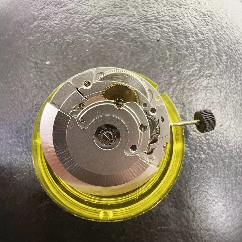High Quality ZL Stainless Steel Tianjin 2824/2836 Movement Durable Single & Dual Calendar Gold & Silver Watch Accessories