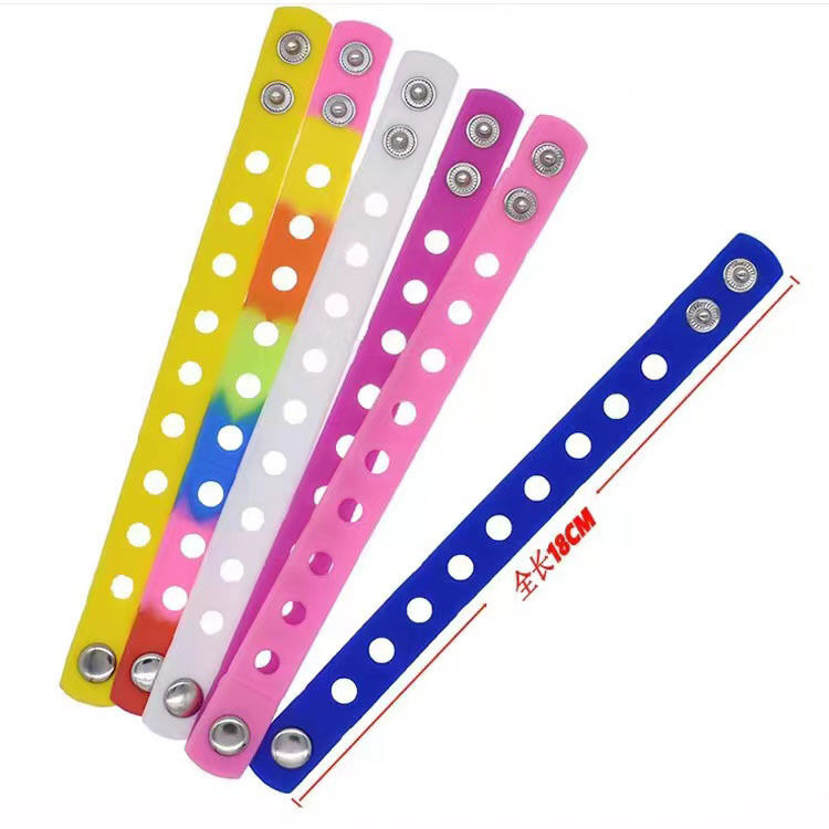 2024 Promotion Gift Rubber Colorful Wristband Bracelet for Clog Charms Children Adjustable Silicone Charm Bracelet