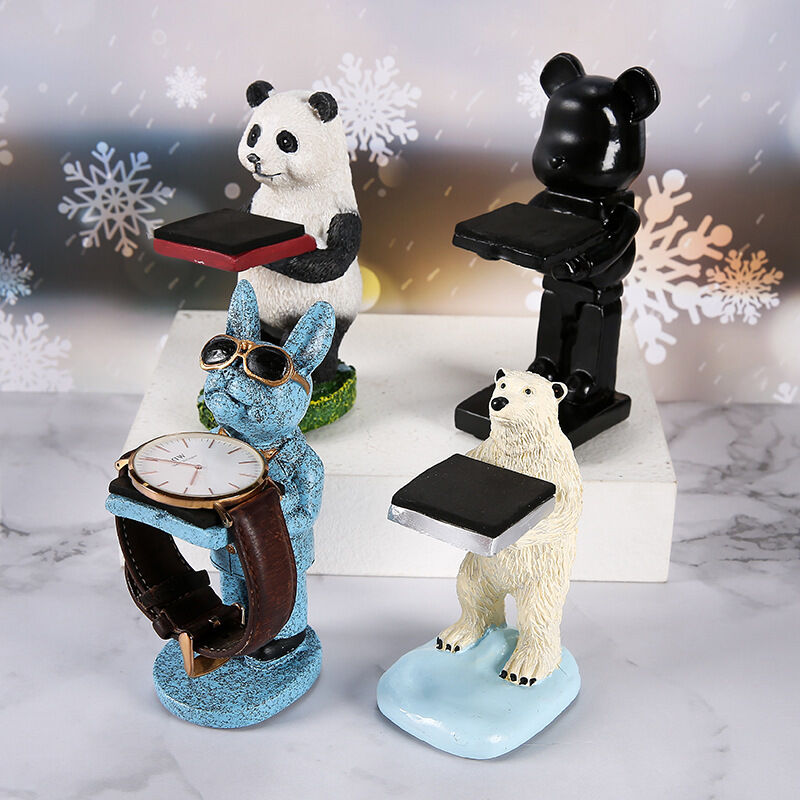 Wholesale Display Holder Creative Cartoon Spaceman Iwatch Resin Tray White Bear Desktop Home Decoration Crafts Watch