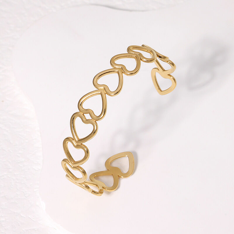 HOVANCI Hollow Cuff Bangles Heart Jewelry 18k Gold Plated Bangles Jewelry Women Joyeria De Acero Inoxidable