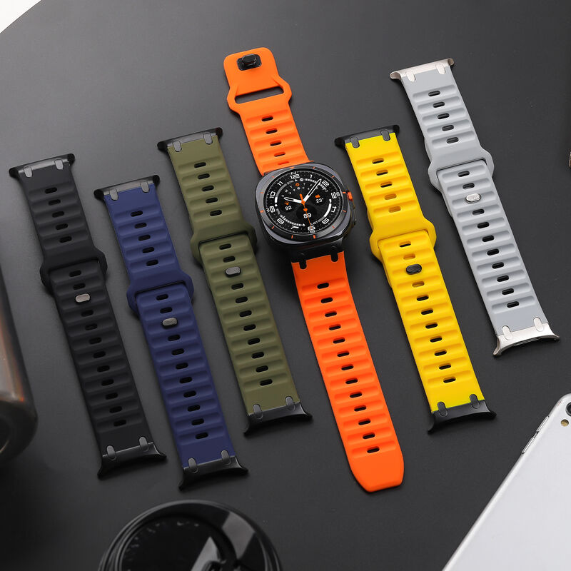 For Samsung Watch 7 Ultra 47  mm Silicone Rubber Watch Band Soft Sport Strap Classic Adjustable Luxury Watch Band
