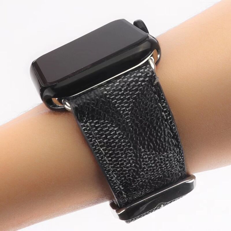 Custom Charms Luxury Designer Genuine Correa Leather Watch Band Strap for Apple IWatch iPhone Series 6 7