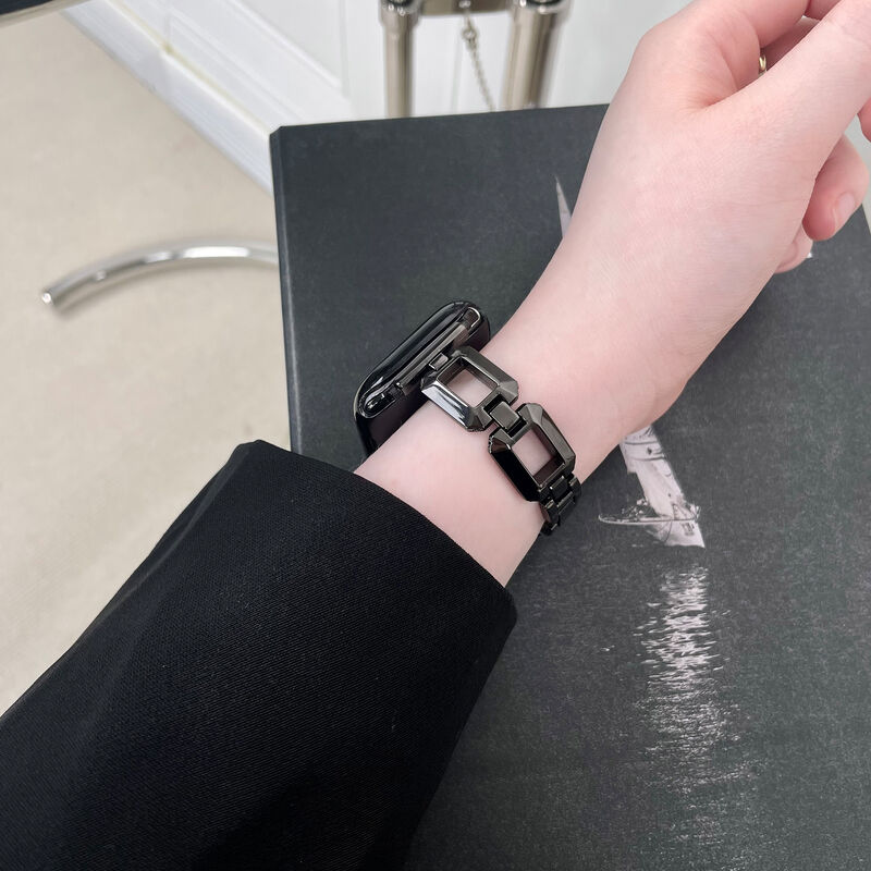 Luxury Stainless Women's Strap for Iwatch Series 8 7 Se 6 5 4 3 2 Jewelry Metal Strap for Apple Watch Band 44mm 42mm 40mm