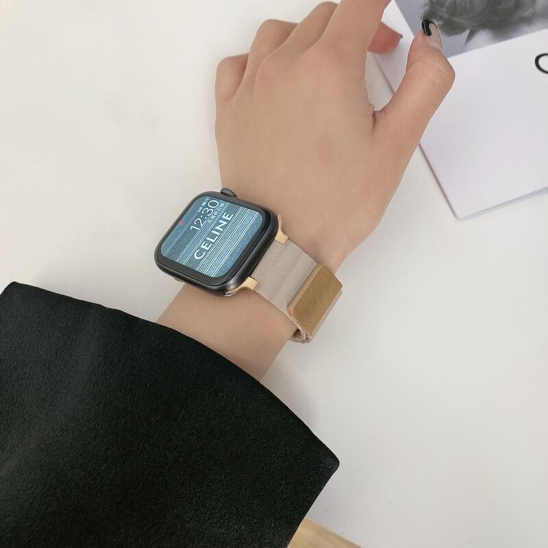 Magnetic Leather Strap for Apple Watch 8 7 6 Se Smartwatch Replacement Bracelet for IWatch 44/40/42/38/45/41/49mm