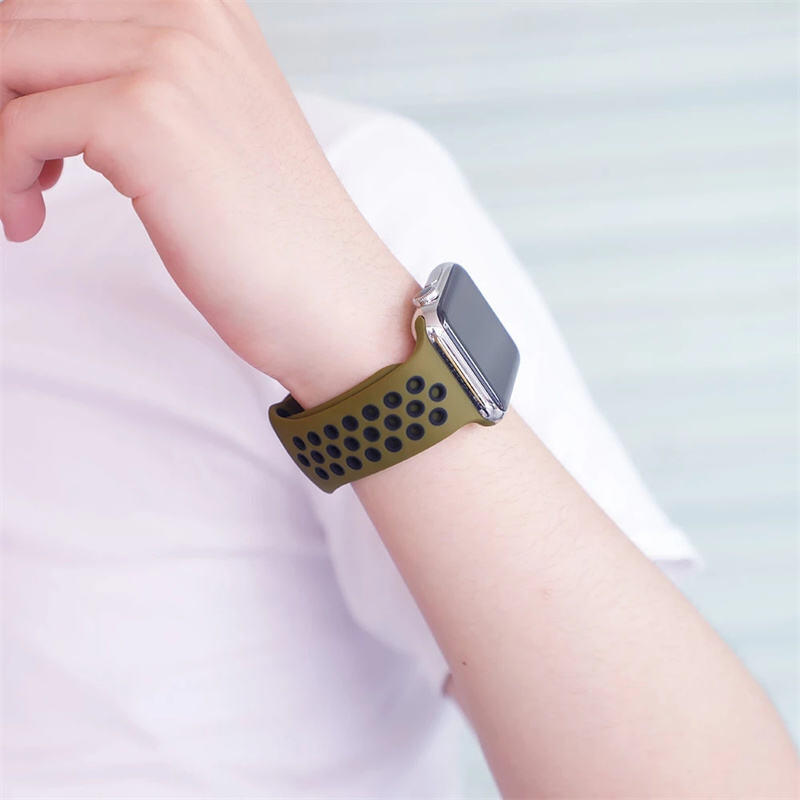 Sport Band Strap for IWatch Series 7 Luxury Replacement Silicone Watch Band Strap for Apple Watch Series 7 6 5 4 3 2 1 SE 40MM