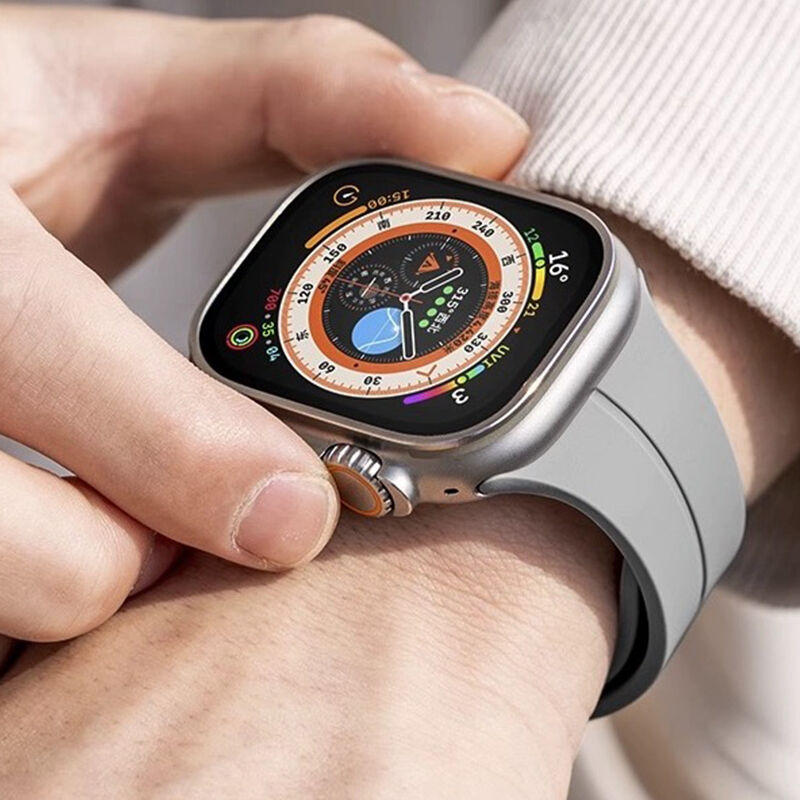 Luxury Magnetic Silicone Watch Band for Apple Watch 8 Ultra1 7 SE 6 5 Metal Buckle Strap for Iwatch  38 40 41 42 44 45 49mm