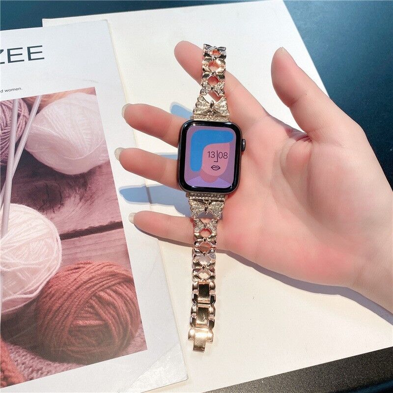 Bling Luxury Diamond Charm Metal Bracelet Band for Apple Watch Band 38/40/41 42/44/45/49 mm Dressy Jewelry Cuff Bracelet Strap