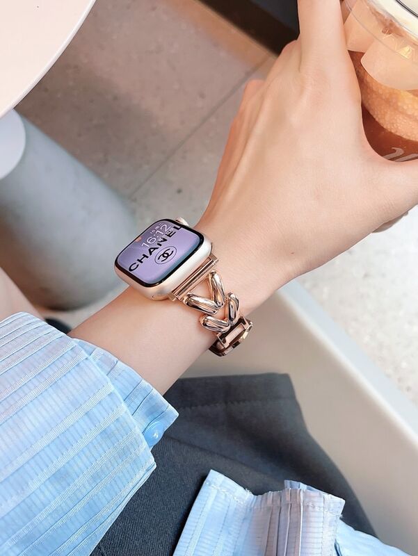 Popular Stainless Steel V Design Chain Leather Watch Band Strap for Apple Watch 38mm 42mm Replacement Bracelet Girls Band