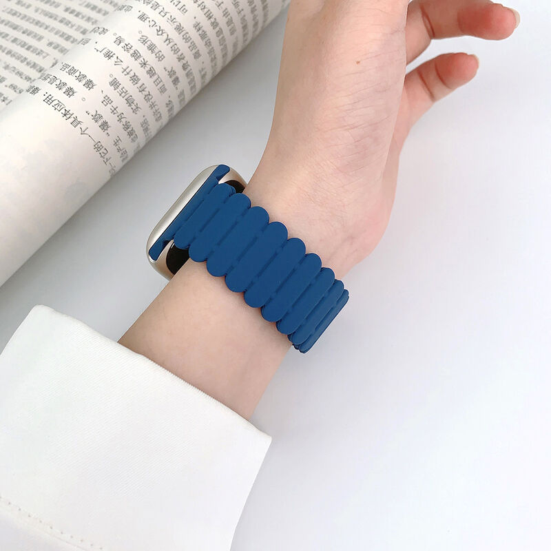 40/41mm Custom Silicone Magnetic Watch Band 42/44/45/49mm Rubber Classic Bracelet Ultra 2 I Watch 7/8/9/10 for Apple Watch Strap