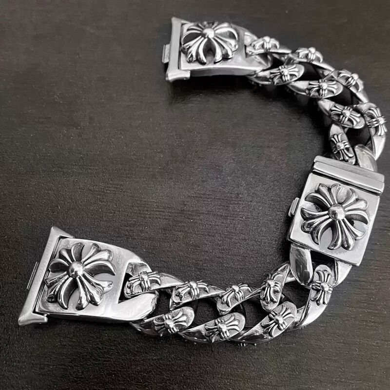 New Trendy Retro Personalized Thai Silver Watch Strap Punk Versatile Fashion for Men's Women's for Apple Watch