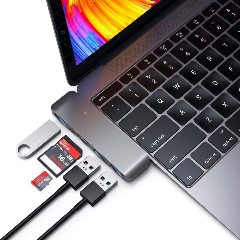 Satechi USB-C Hub with High-Speed Data, Multi-Functional USB 3.0 Combo Hub and Plug-and-Play Connectivity